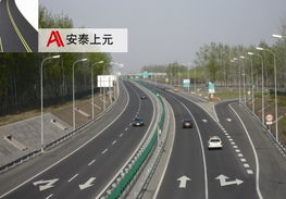 交通設(shè)施與工程中的停車場(chǎng)劃線——廠家直銷的優(yōu)勢(shì)解析